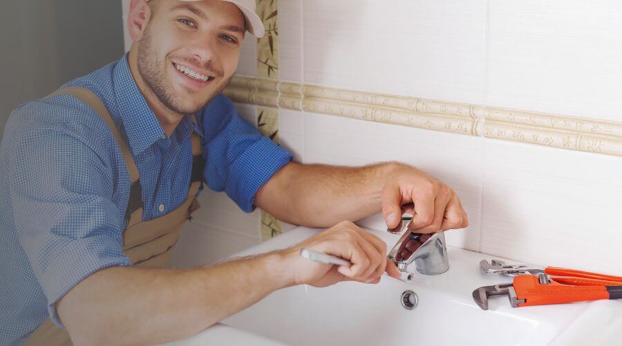 Handle or spout repair in Norvell, MI